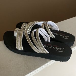 Ladies Sketcher sandals